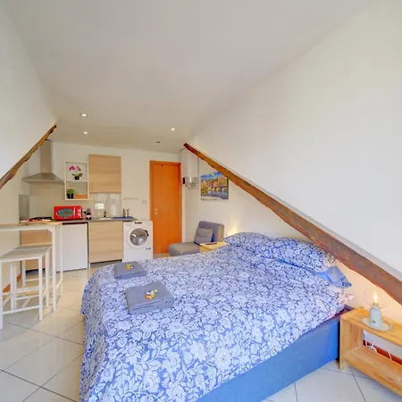 Maison 1874 - Centro Citta Stazione Porta Nuova Apartment Turin