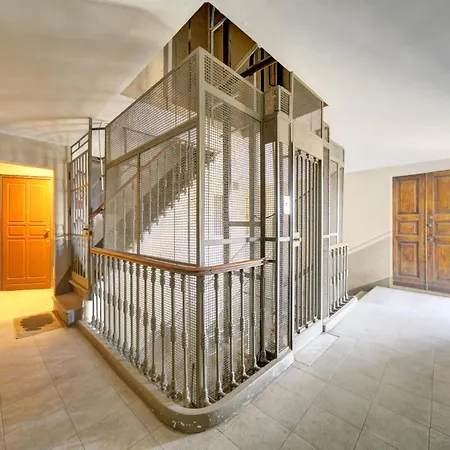 Apartment Maison 1874 - Centro Citta Stazione Porta Nuova *